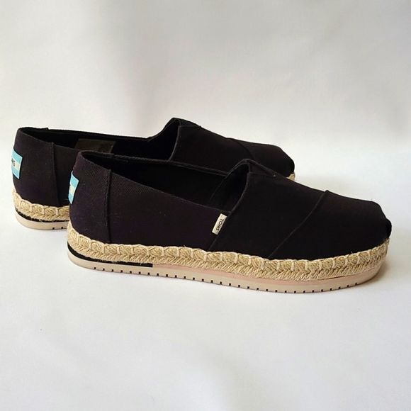 TOMS Espadrille Slip on - Picture 3 of 7